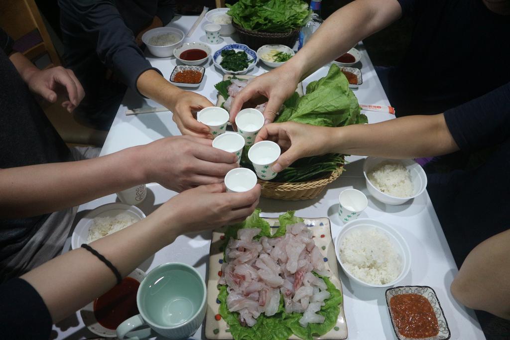 Blue Island Guesthouse Seogwipo Bagian luar foto