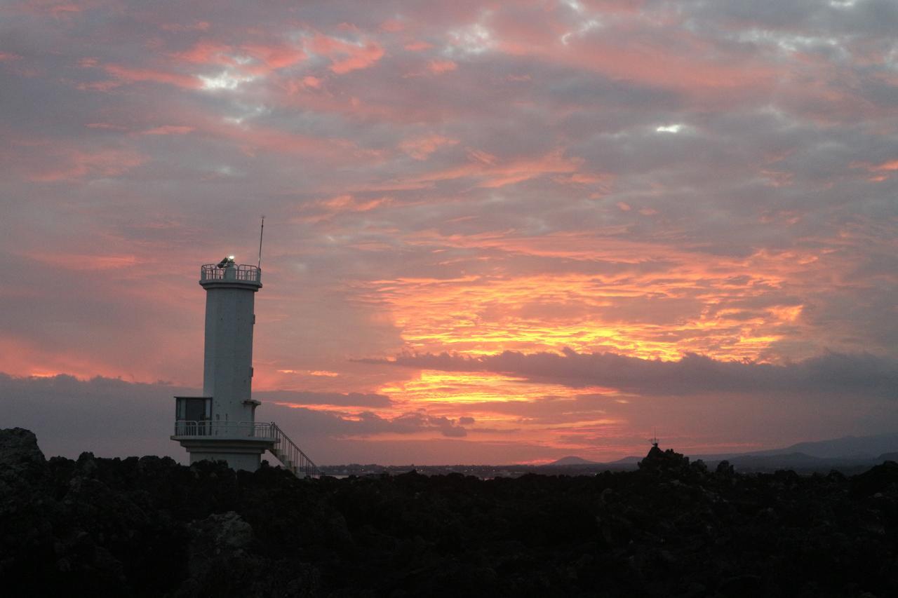 Blue Island Guesthouse Seogwipo Bagian luar foto