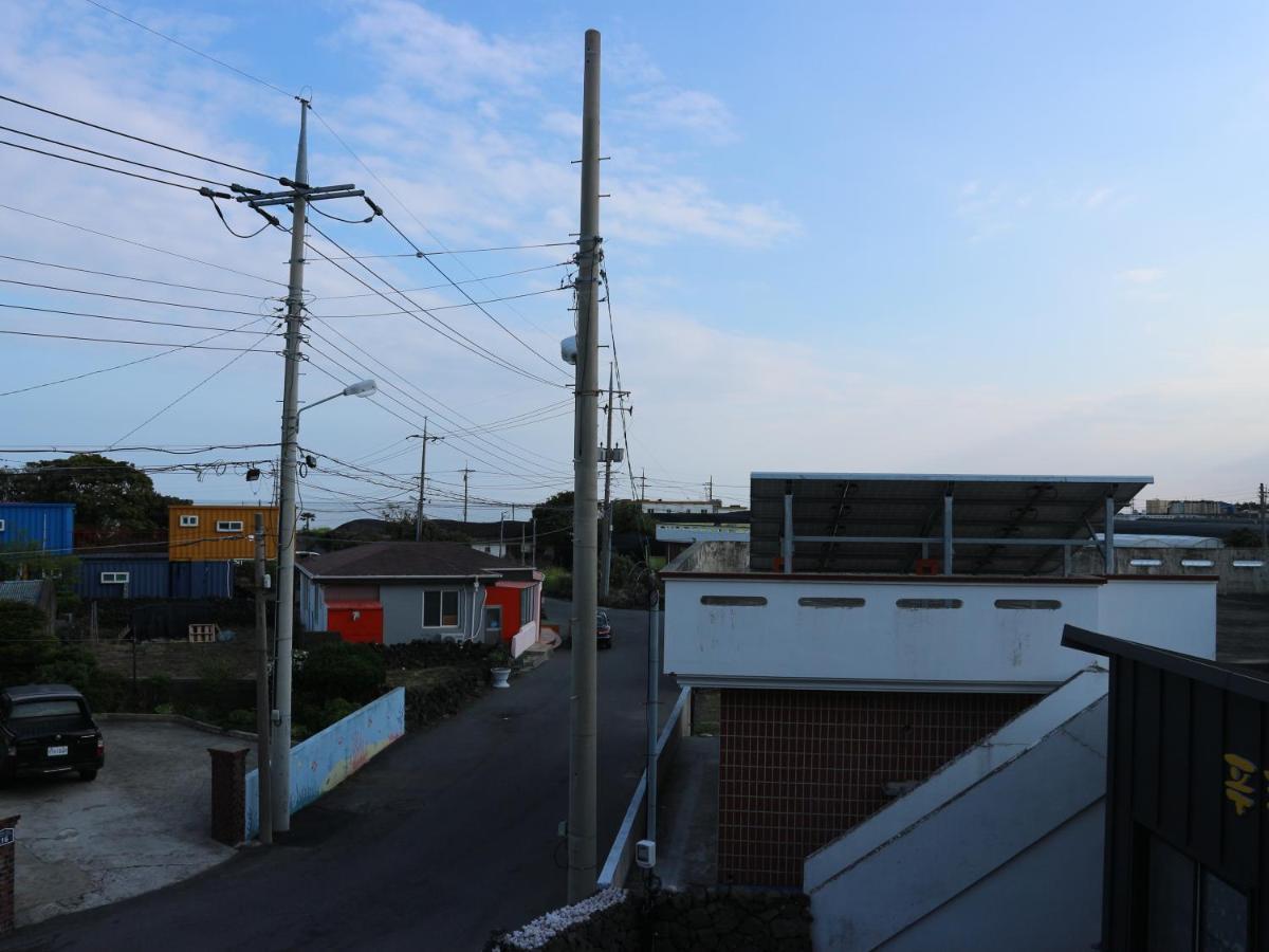 Blue Island Guesthouse Seogwipo Bagian luar foto